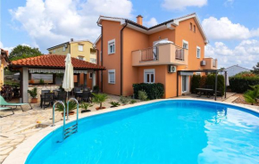 Cozy Apartment In Sveti Vid-Miholjice